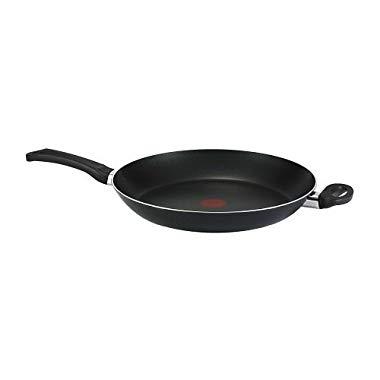 T-fal A74009 Specialty Nonstick Giant Family Fry Pan  Cookware, 13-Inch, Black