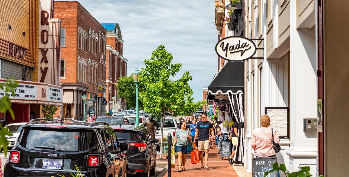 The Wedding Website of Olivia Roberts and Tyler Auerbacher