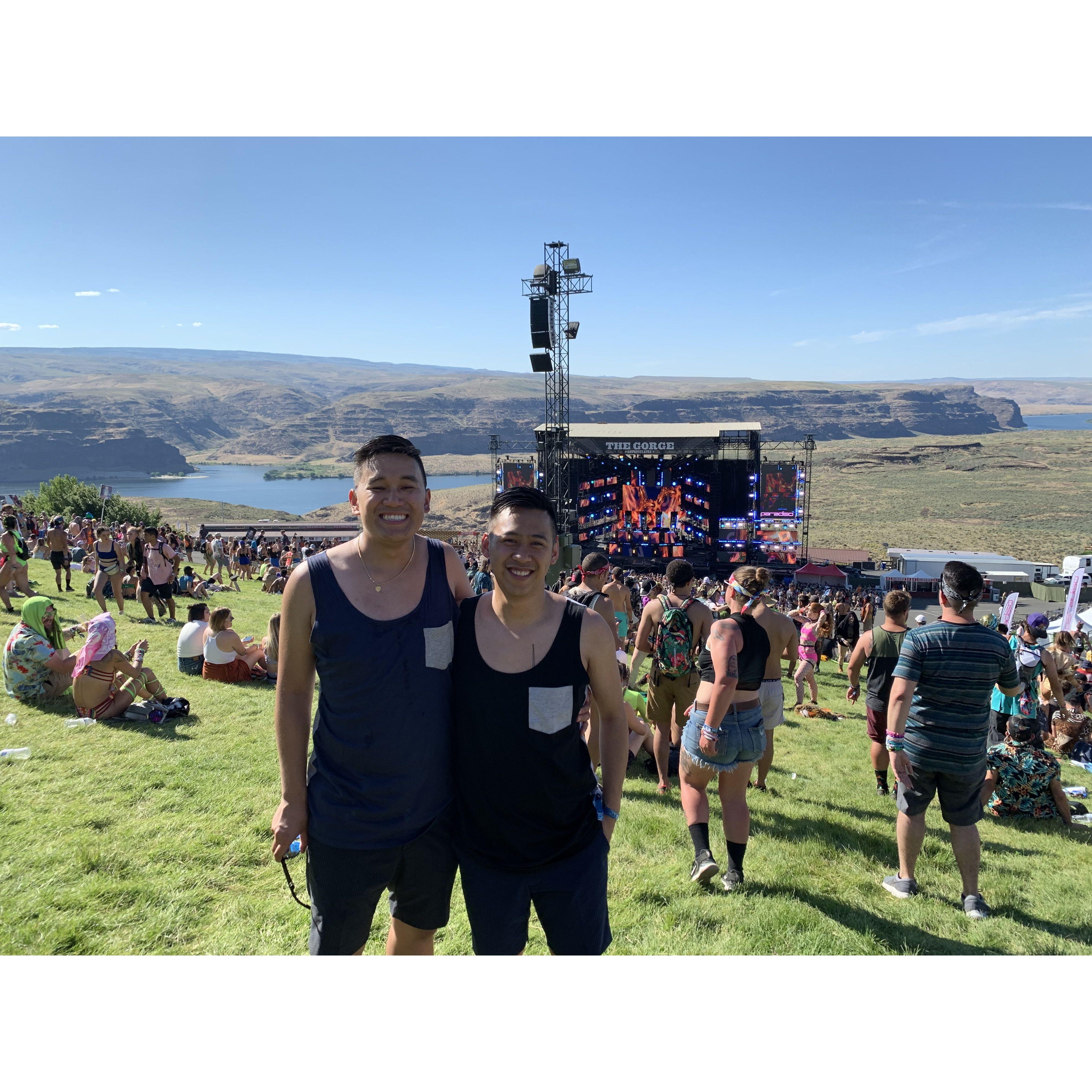 Paradiso - The Gorge. First EDM festival together!