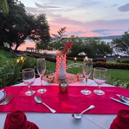 Couples Romantic Dinner - Costa Rica Honeymoon