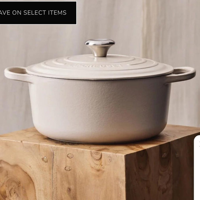 Le Creuset - Signature Round Dutch Oven - Brioche