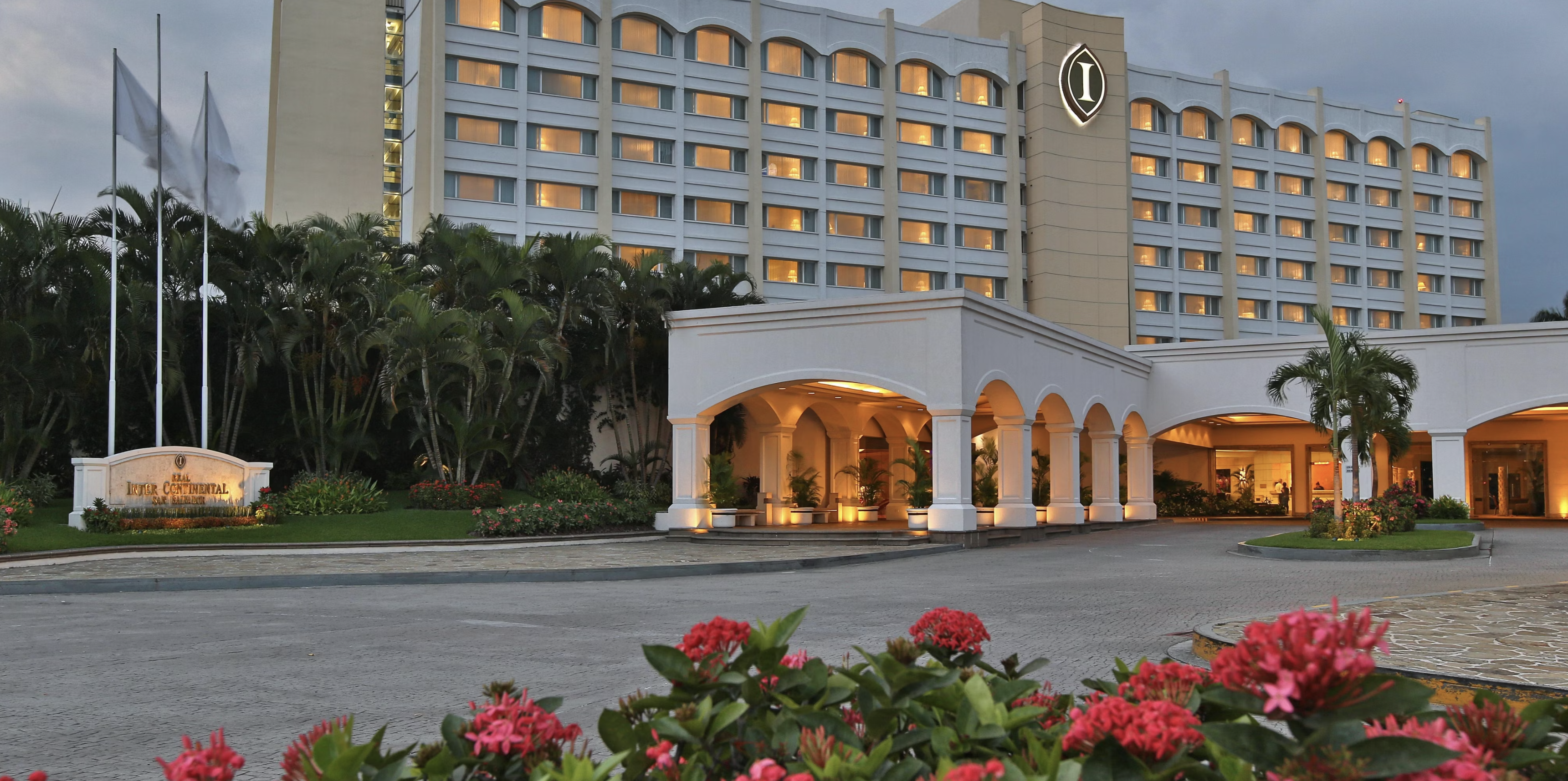 The Wedding Website of Jenny Aguiluz and Juan Carlos Saca