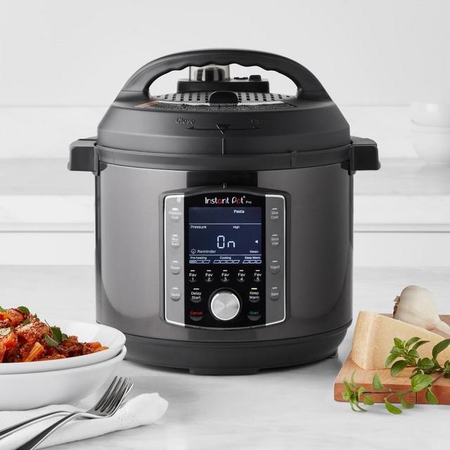 Calphalon, Digital Saute Slow Cooker - Zola