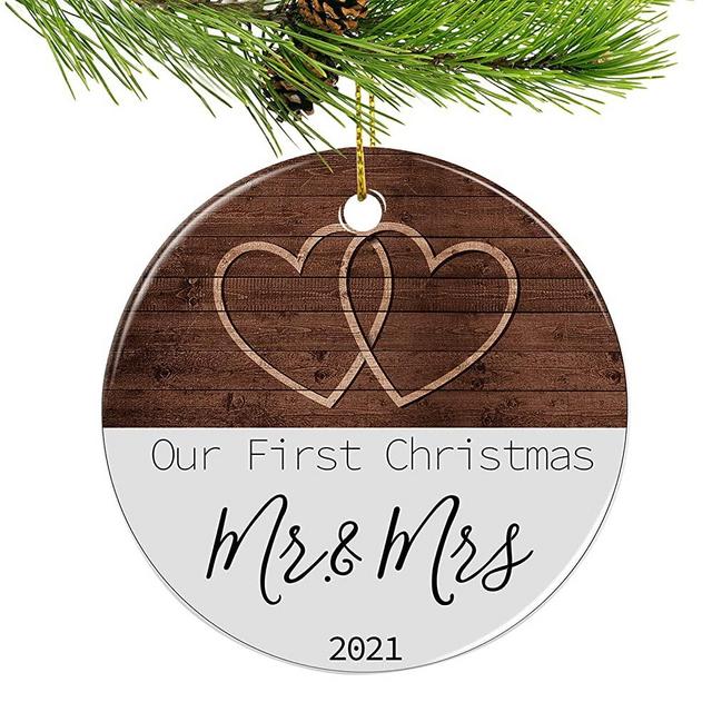Our First Christmas Mr and Mrs Ornament 2021, Touber Christmas Ornaments 2021 Engaged Ornament Wedding Ornament Just Married Ornaments Wedding Gifts Engaged Gifts Married Gifts Bridal Shower Gifts
