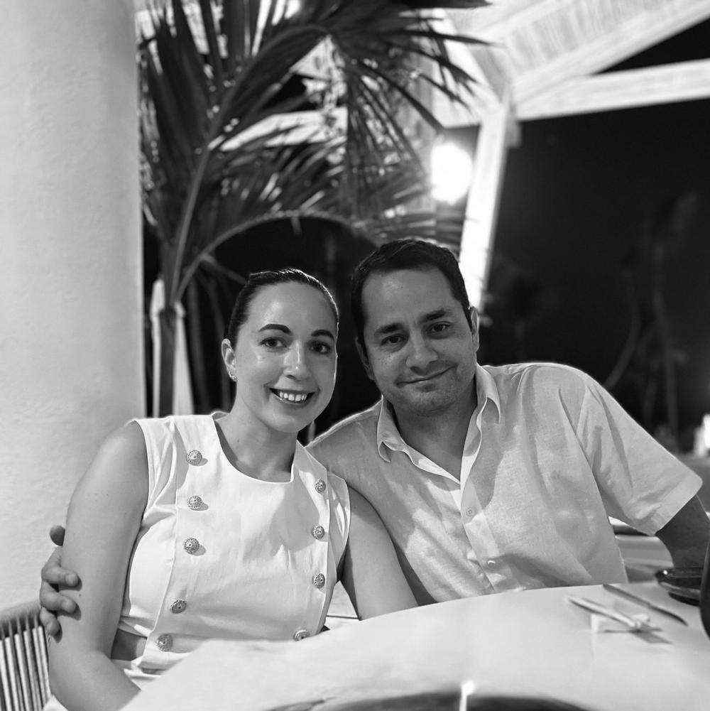 Hillary Legrand and Daniel Taylor's Wedding Website, image size:1000x1001