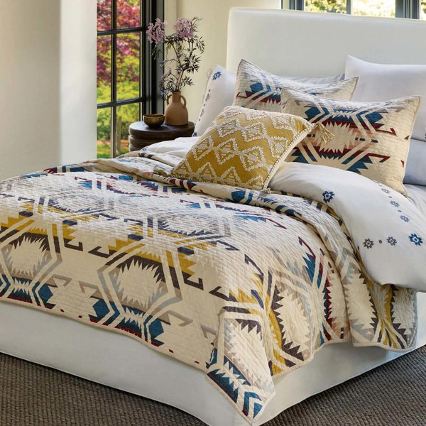 WHITE SANDS PRINTED QUILT SET