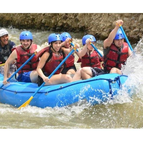 white water rafting in Costa Rica