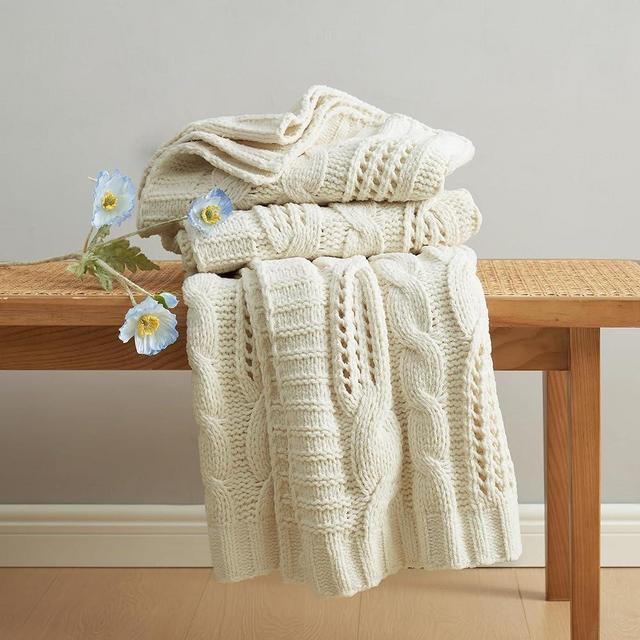 Amélie Home Cable Knitted Throw Blanket for Couch, Chenille Chunky Knit Throw Blanket, Decorative Farmhouse Soft and Cozy Throw Blanket for Sofa Chair Bed, Ivory,60 x 80