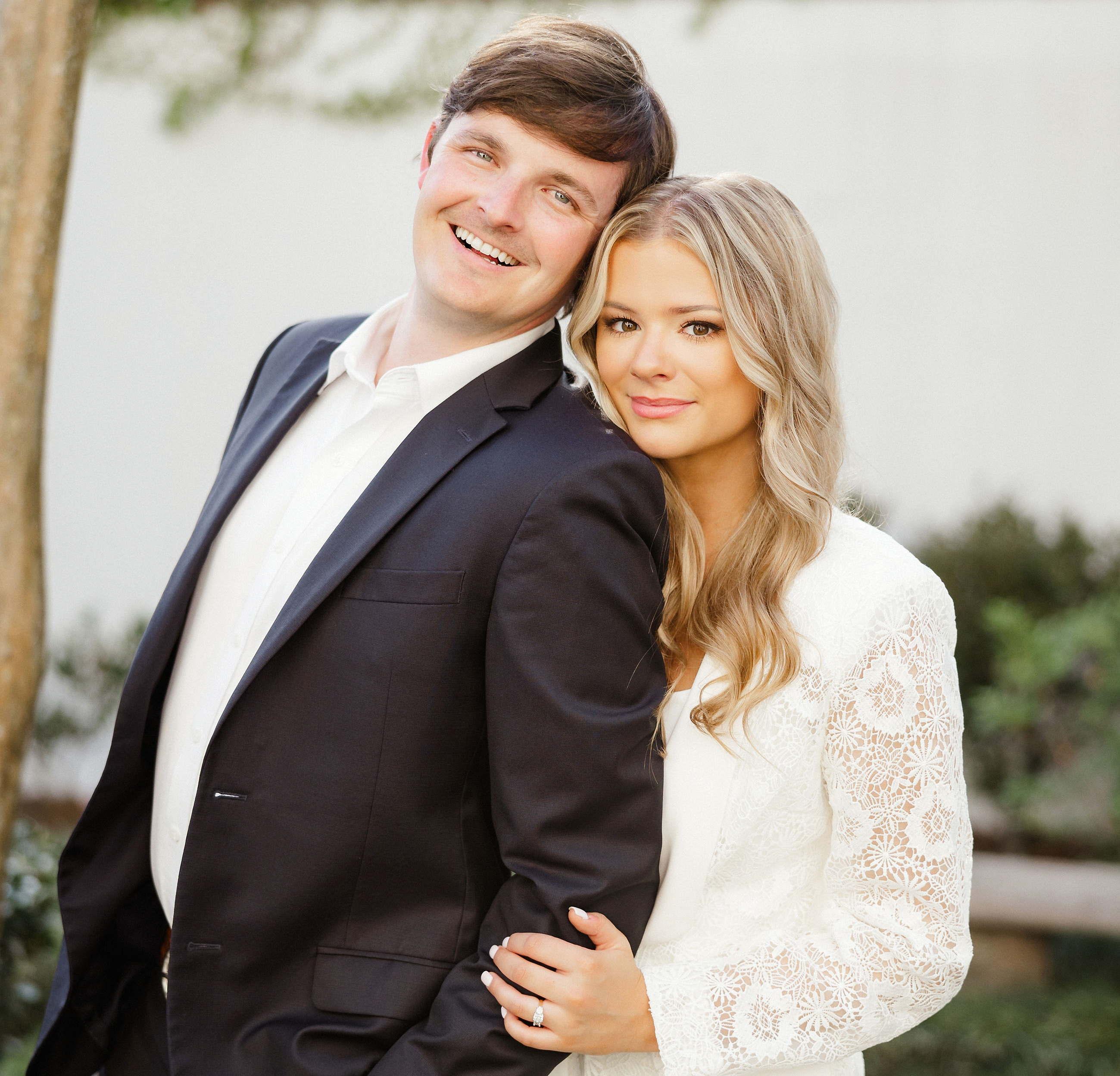 The Wedding Website of Camille Moreau and Jefferson Manning