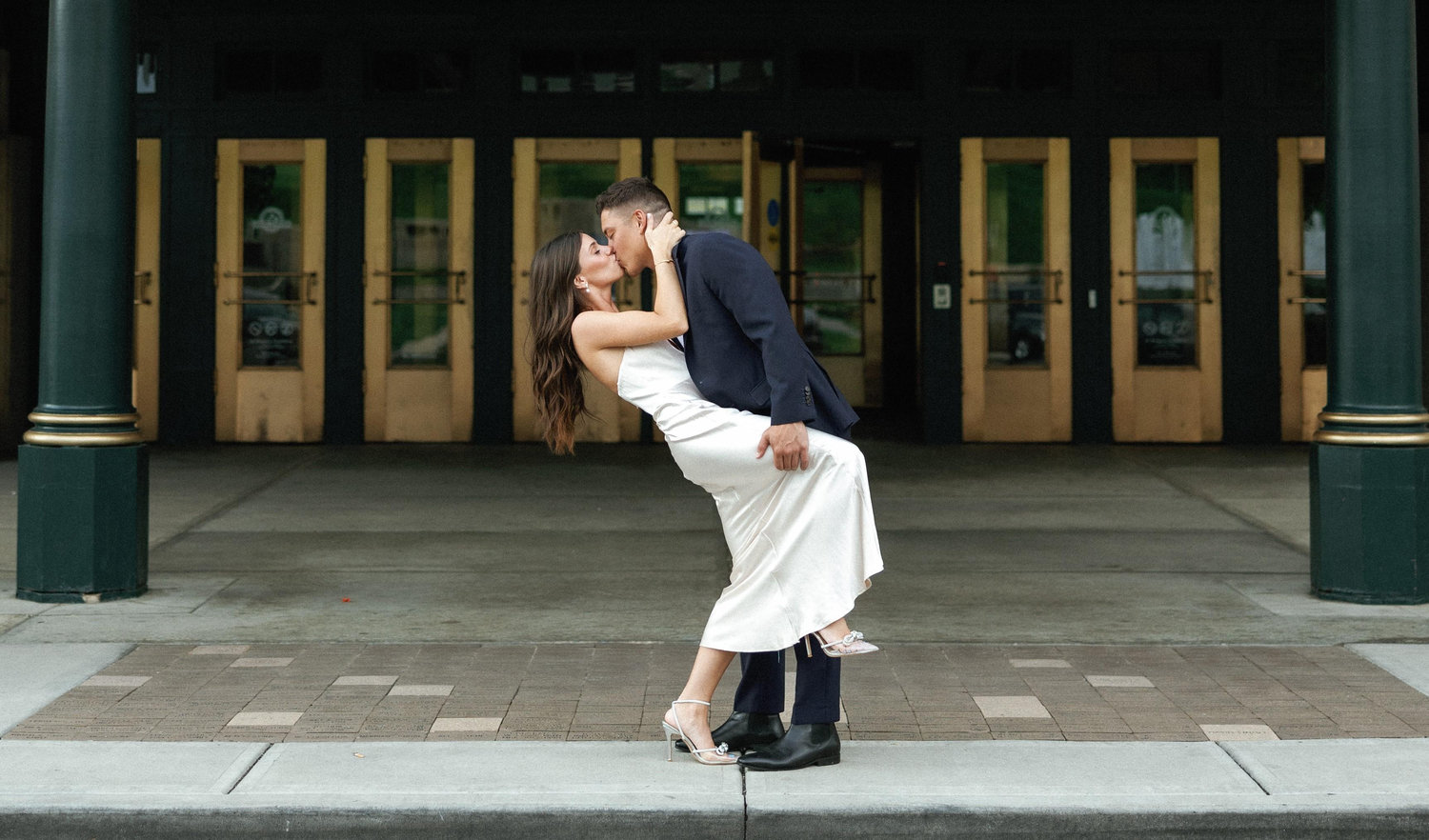 The Wedding Website of Mackenzi Stephan and Damien Sapp