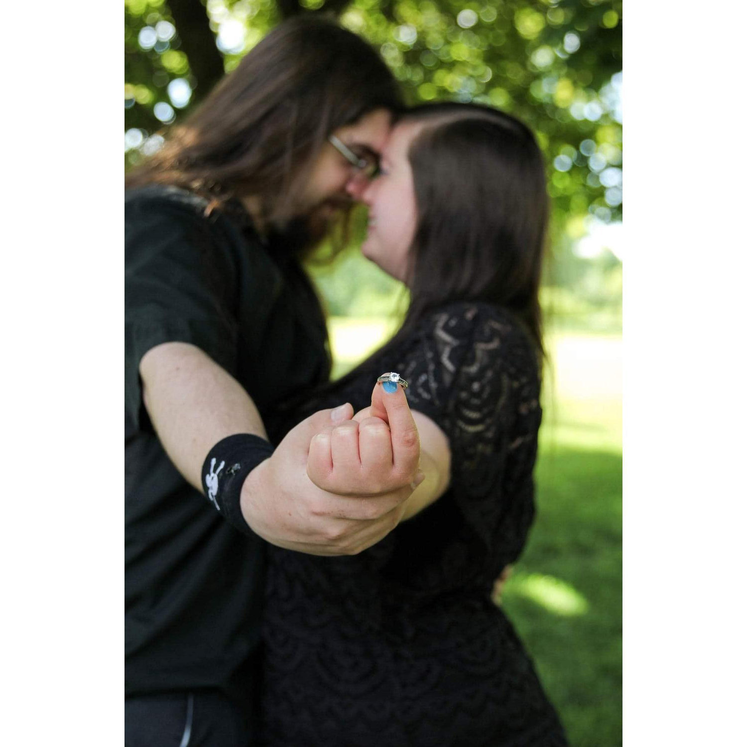 Engagement Photos 🖤
♡Location: North Tonawanda Botanical Gardens
♡Photographer: Alyssa Knowlton, Lyssa Lee Photography