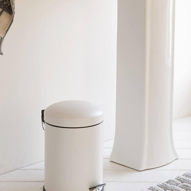 Mini Trash Can