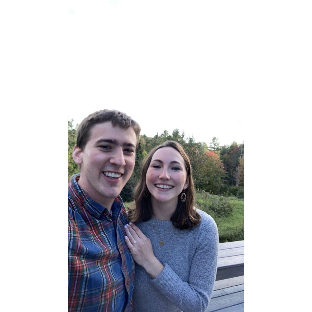 Justin made our annual fall trip to Vermont extra special with a proposal in 2021! He got on one knee while we were enjoying wine and cheese on the porch <3