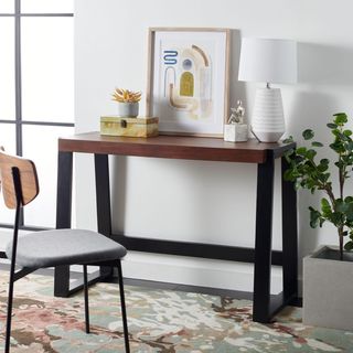 Dennings Desk