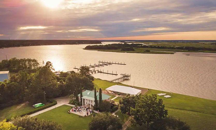 The Wedding Website of Ingvild Aalen and Justin Canty