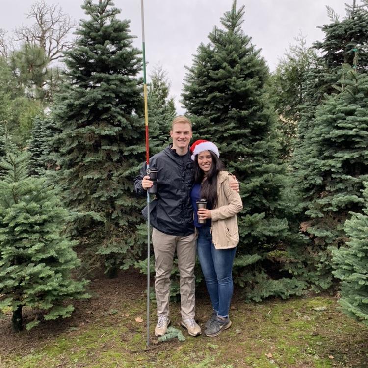 Luisa got to visit Nicholas’s childhood home in Oregon (and cut down a Christmas tree for the first time)