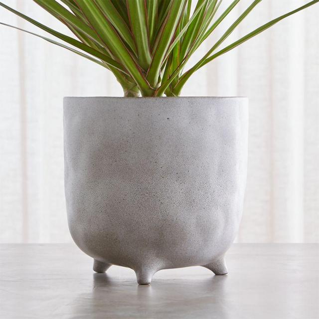 Vaquita Large Grey Footed Planter