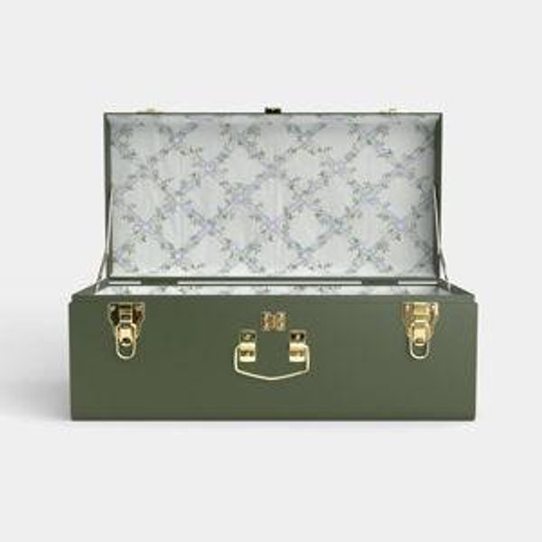 Green Bridal Trunk