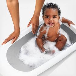OXO Tot Splash & Store Bathtub