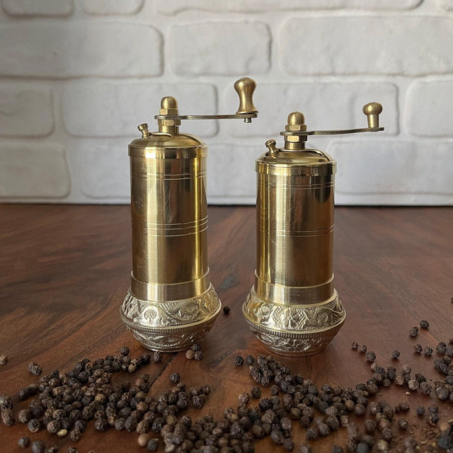 Traditional Turkish Brass Pepper Grinder, Handmade Mill, Spice Grinder, Portable Pepper Grinder, Brass Kitchen Decor, Brass Pepper Mill