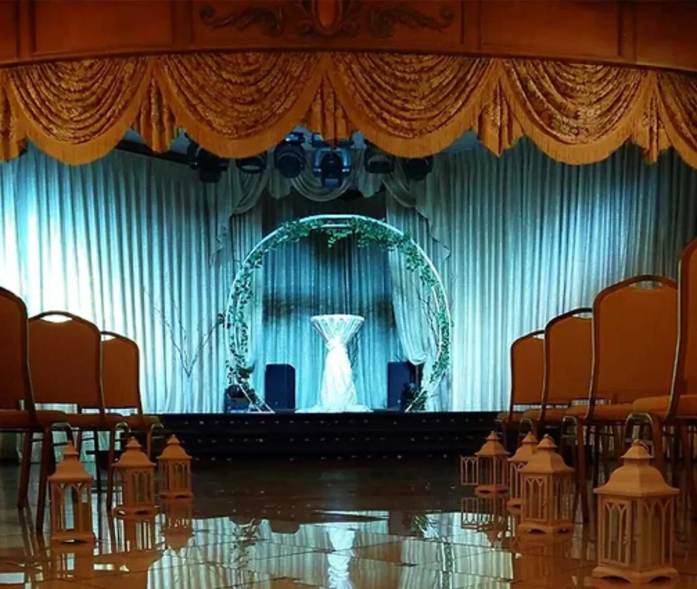 The Wedding Website of Christie Ninah and Stephen Brown