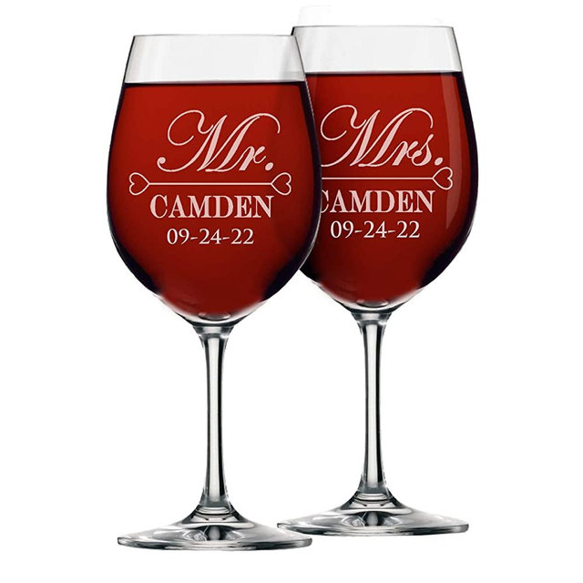 Mr and Mrs Wine Glasses - Personalized Engraved Wedding for Couples - Custom Monogrammed - Set of 2