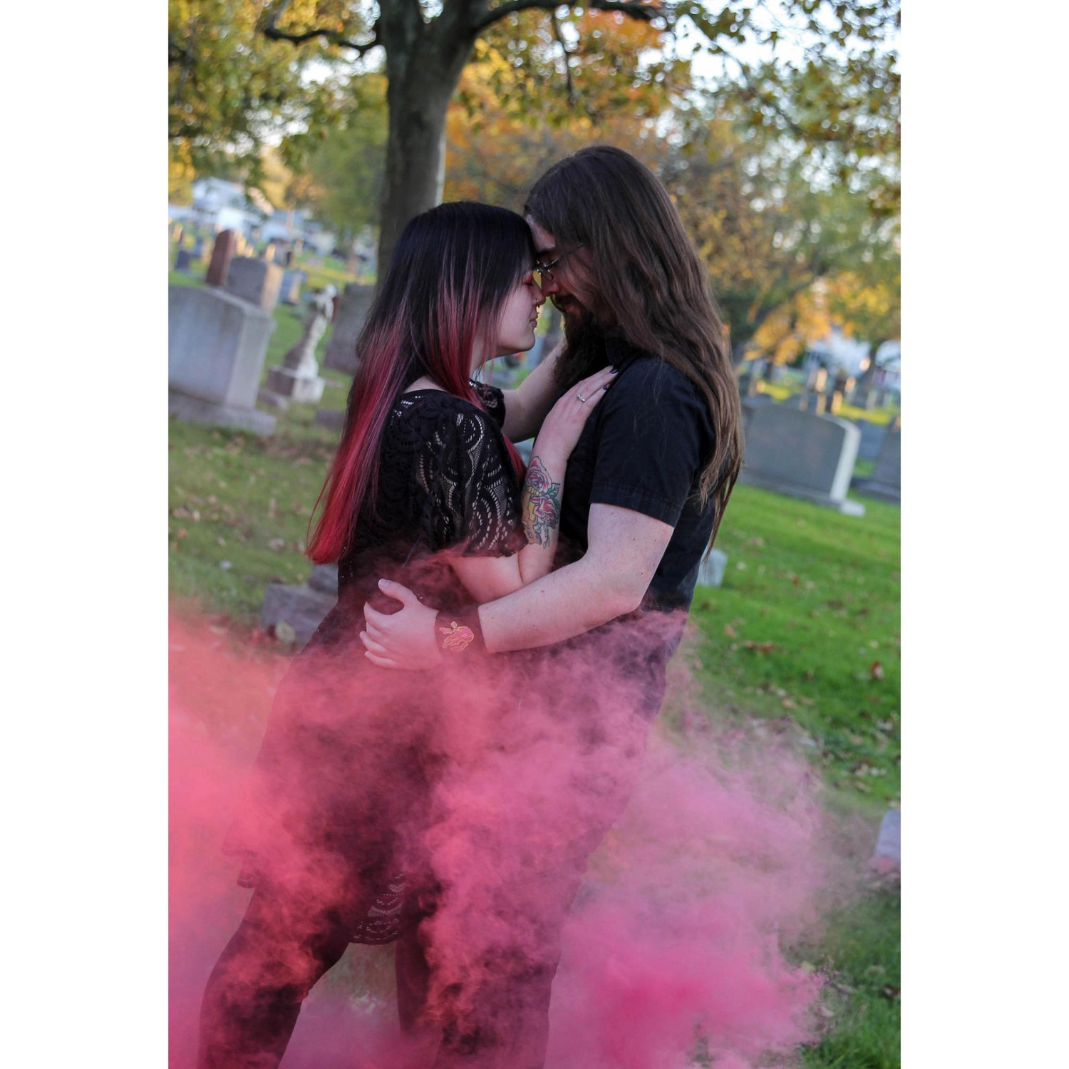 Engagement Photos 🖤
♡Location: Elmlawn Memorial Park
♡Photographer: Alyssa Knowlton, Lyssa Lee Photography