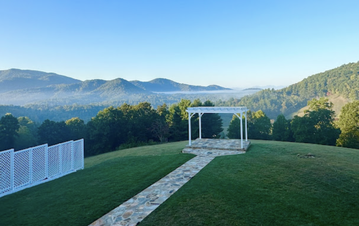 The Wedding Website of Haylie McClung and Alexander Rimbos