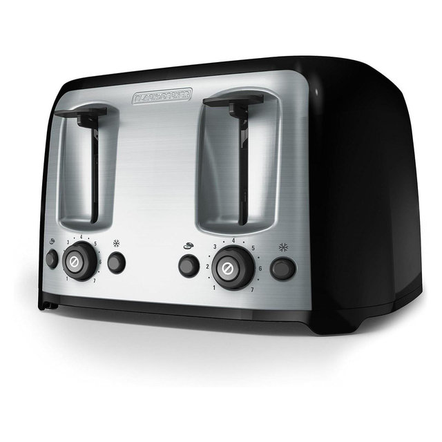 BLACK+DECKER 4-Slice Toaster, TR1478BD, Extra Wide Slots, 7 Shade Settings, 1400 Watts, Frozen and Bagel Buttons