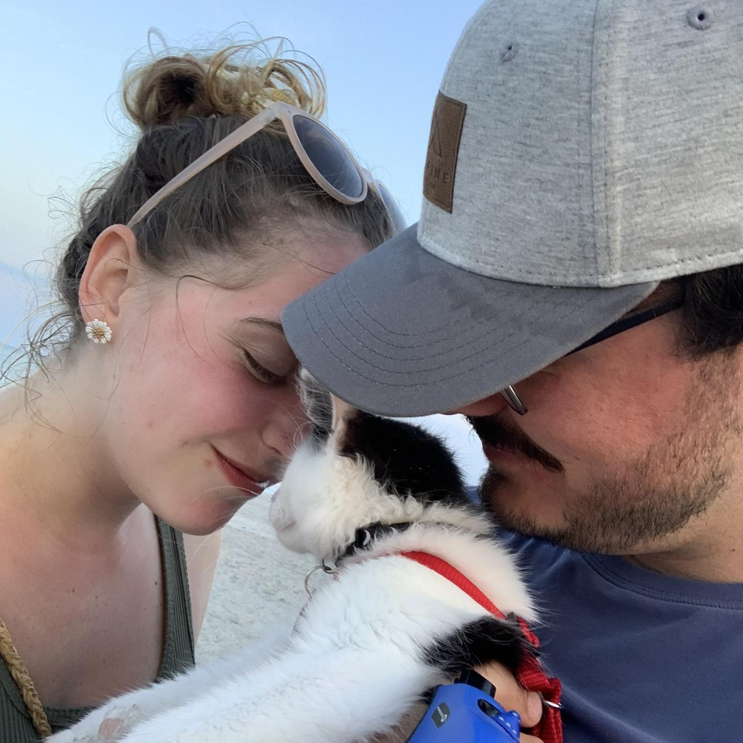 Alf goes to the beach