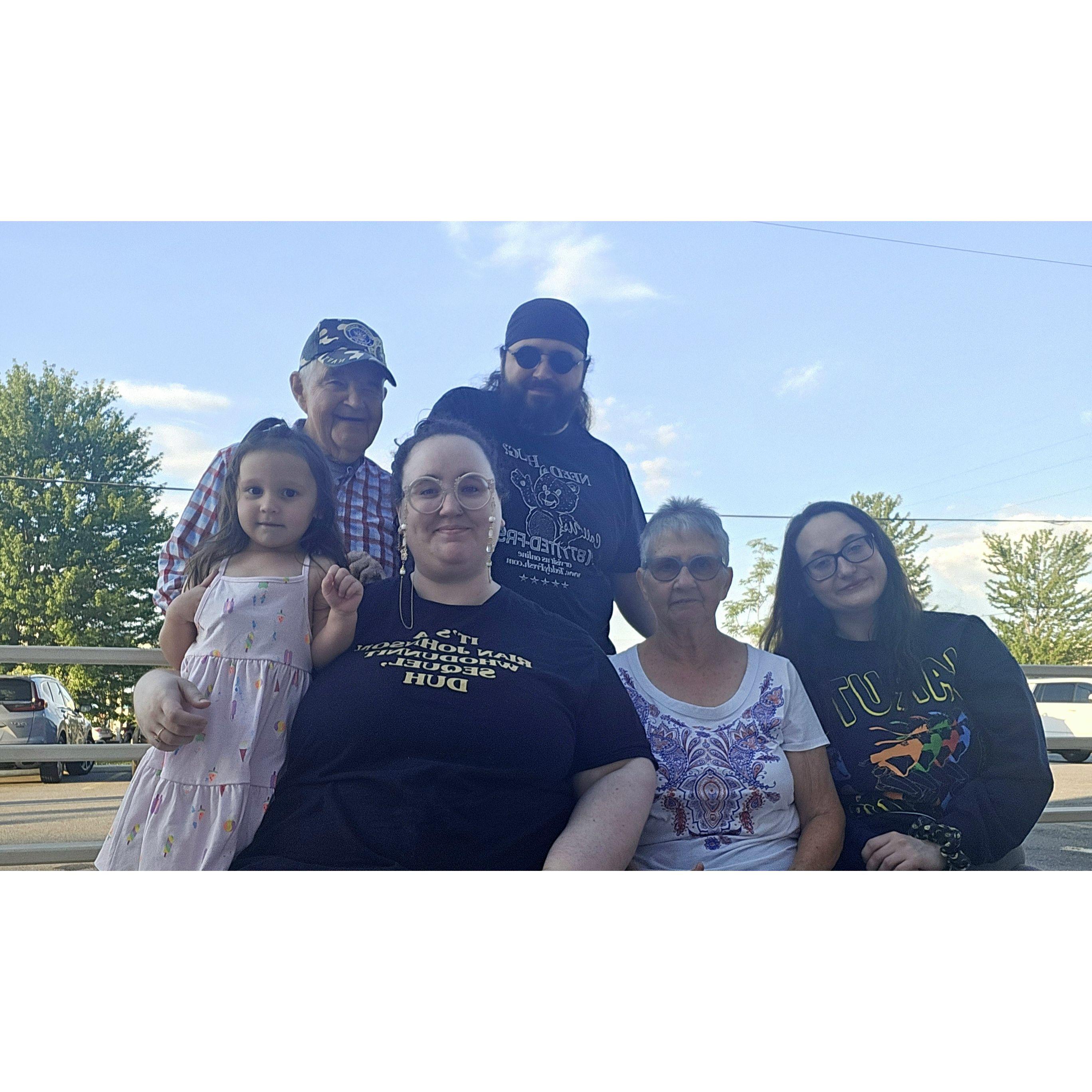 A family lunch with the brides family