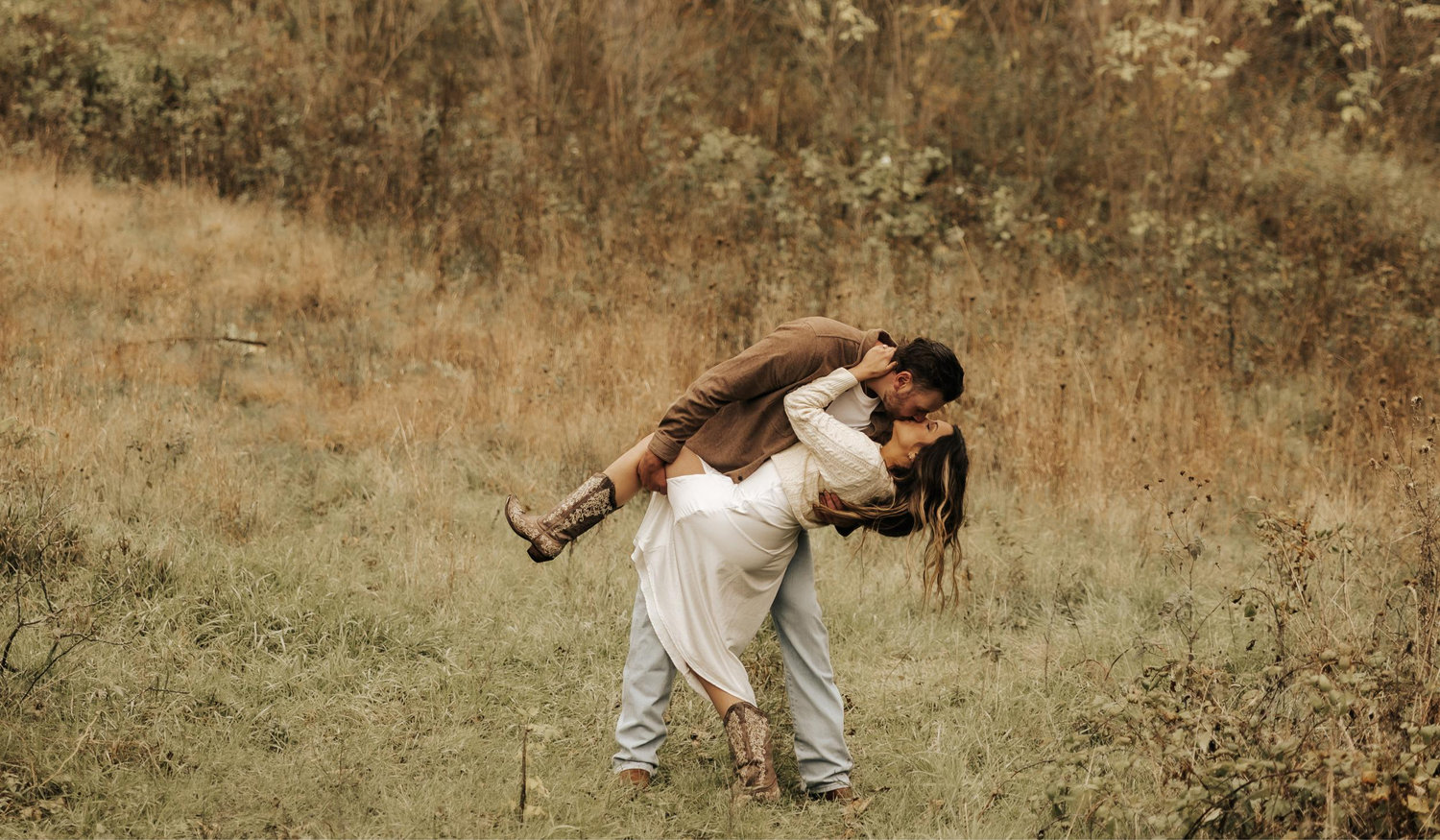 The Wedding Website of rachel schwabe and samuel fox
