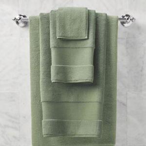 Frontgate Resort Collection™ Bath Towels