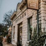 Hondo's On Main