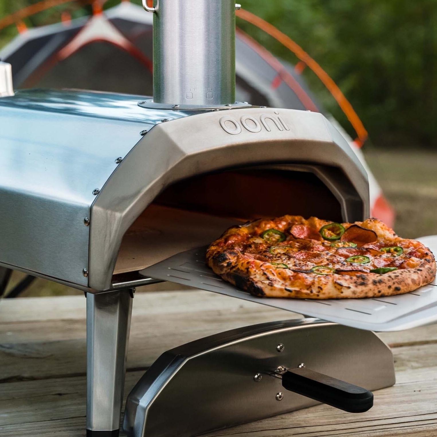 Ooni Karu 12 Multi-Fuel Pizza Oven