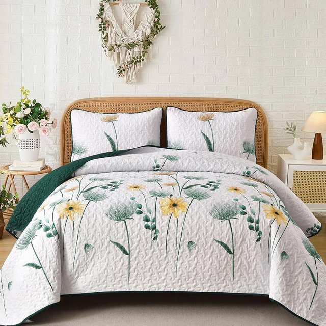 DinjoyOlive Green Floral Quilt Set King Size,3 Pieces Reversible Floral Bedspread Set,Soft Microfiber Farmhouse Coverlet Set for All Seasons