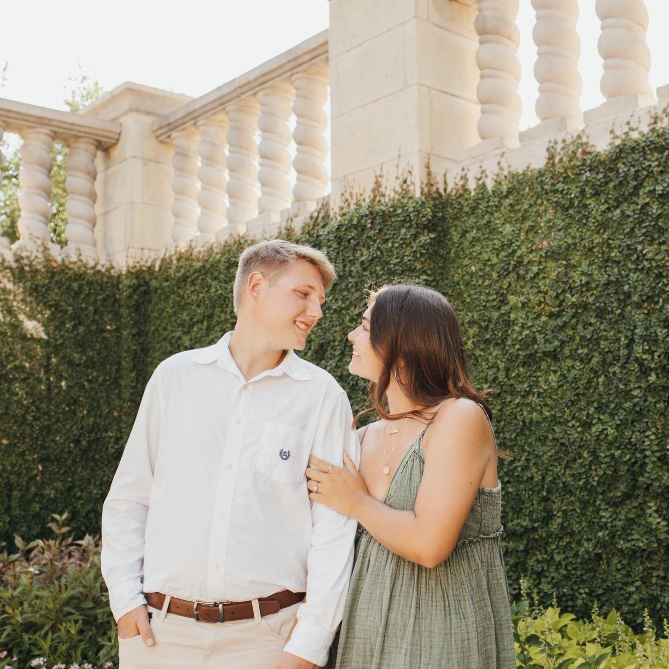 Engagement Pictures !