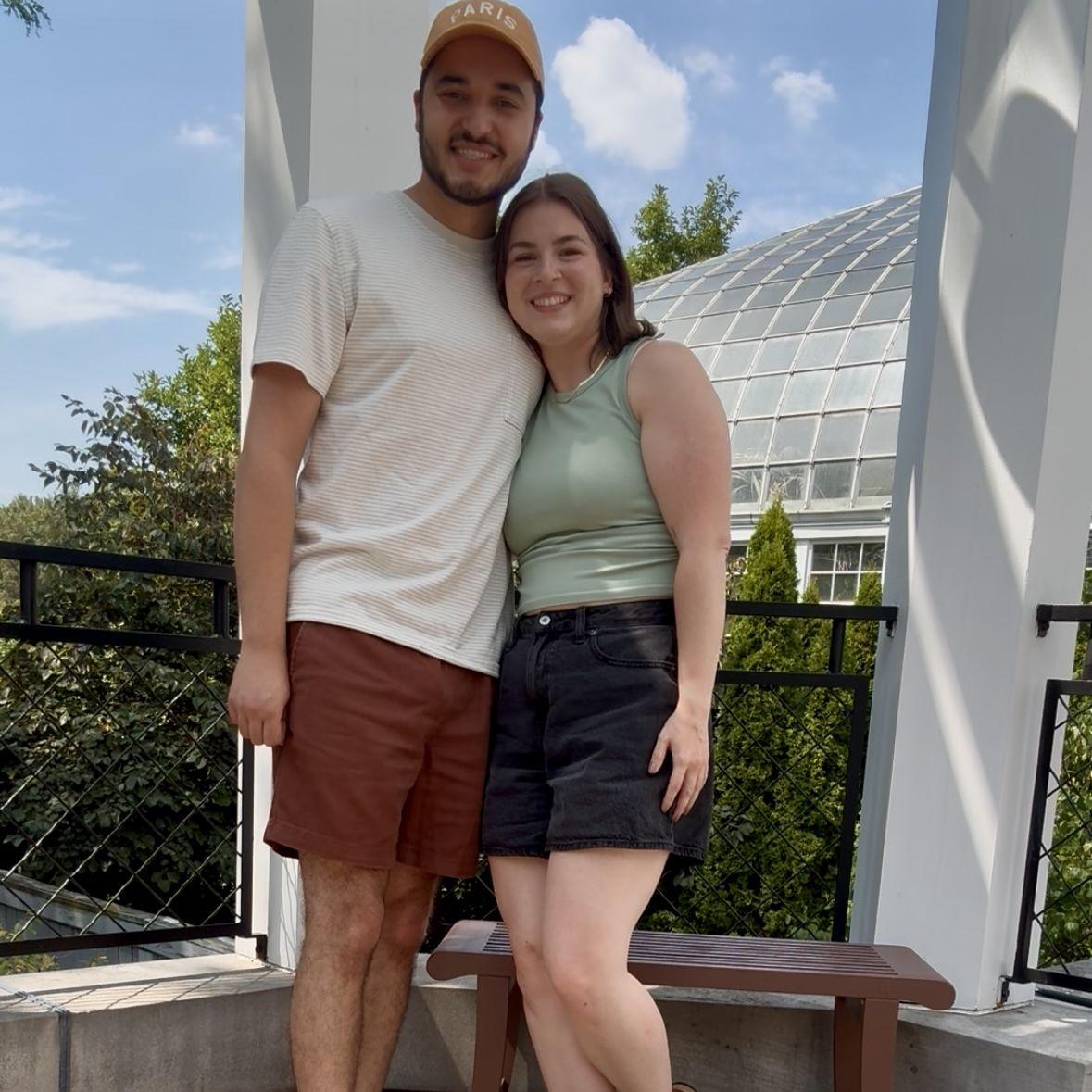 Alex and Melissa shared their first kiss after a lovely day at the Franklin Park Conservatory