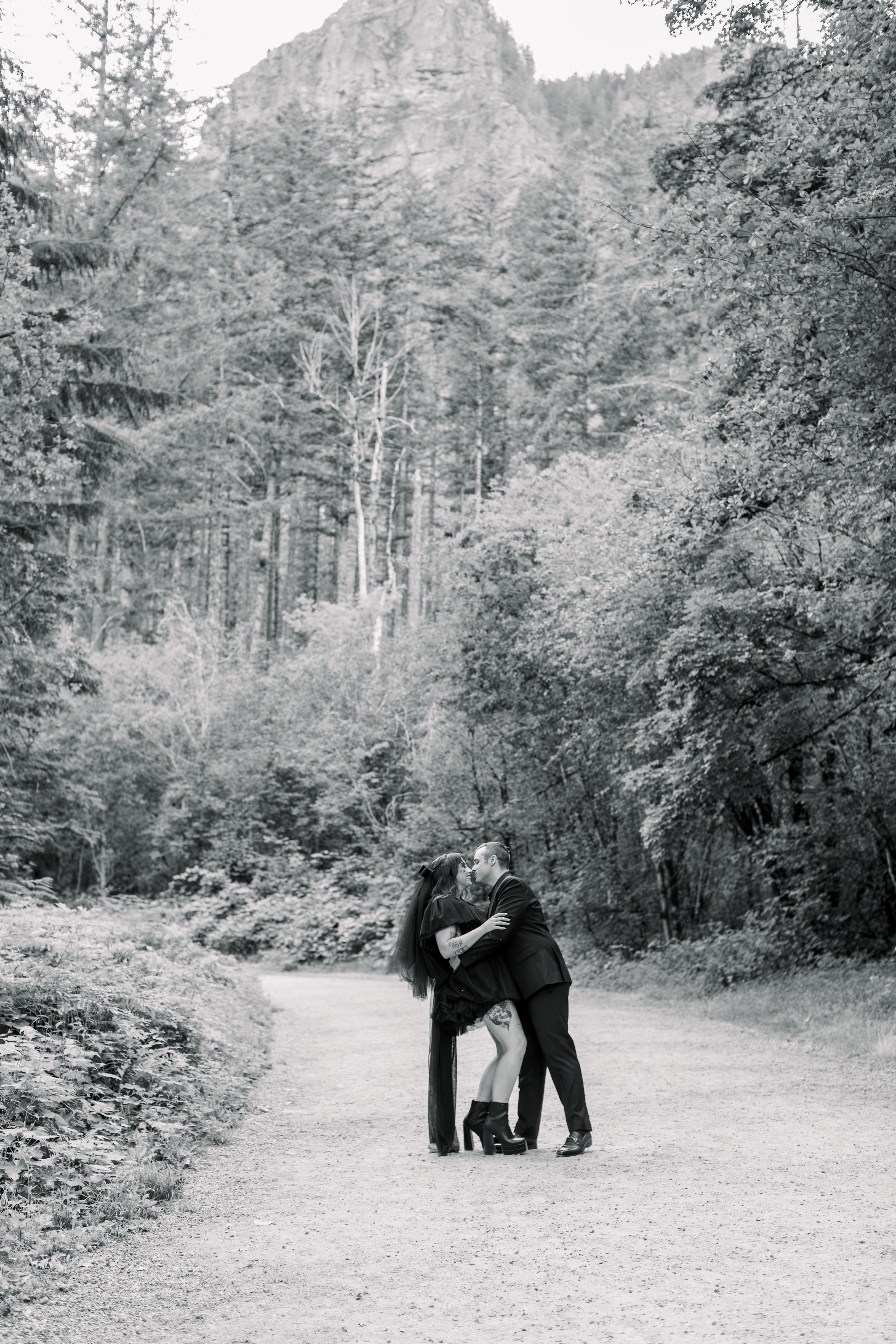 The Wedding Website of Kirsten Maynard and Charles Navoni