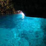 “Blue Cave” (Kumagaa Gama) at Cape Maeda・真栄田岬の「青の洞窟」（クマガーガマ）