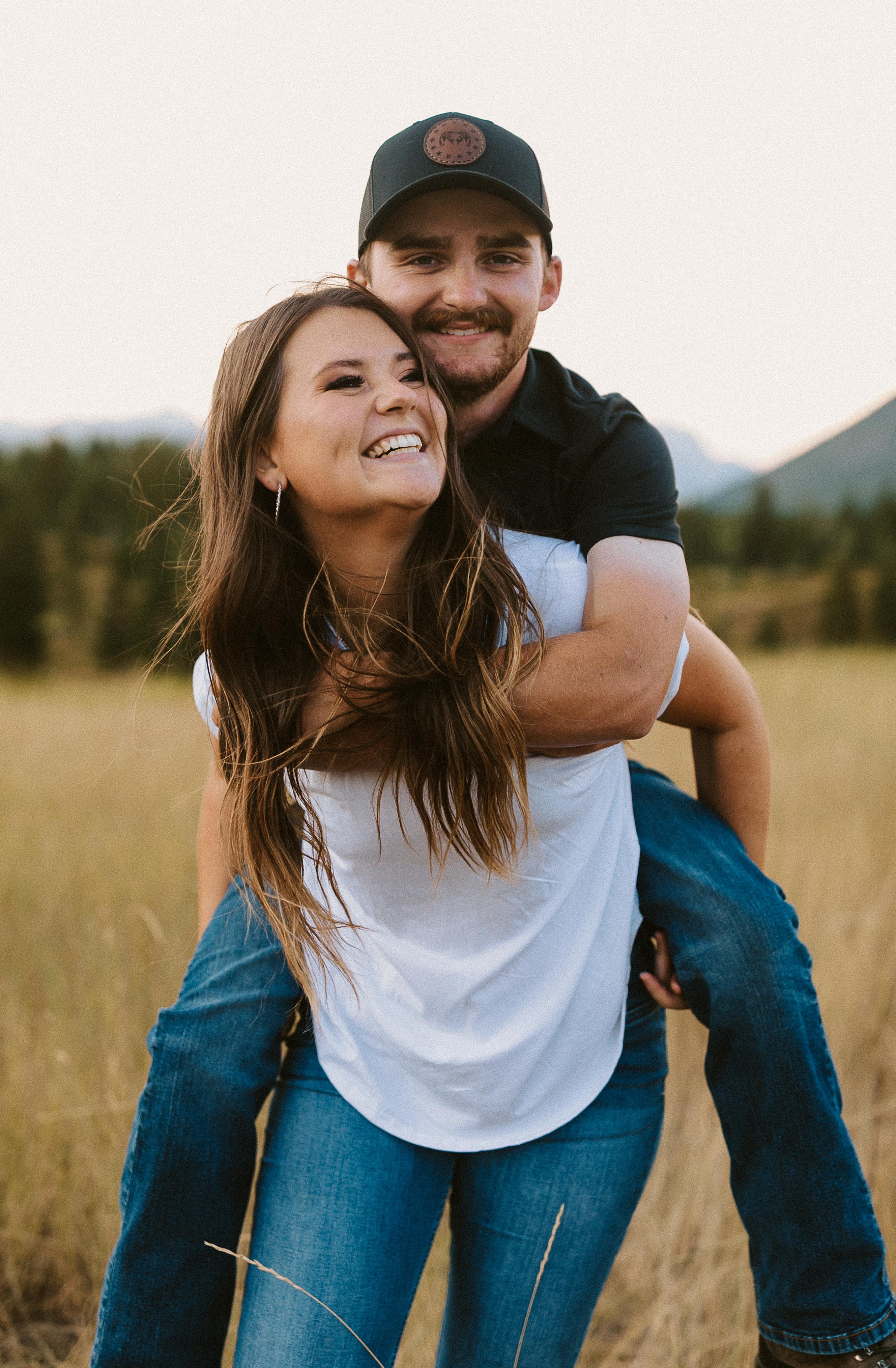 The Wedding Website of Tatum Kosena and Hunter Rush