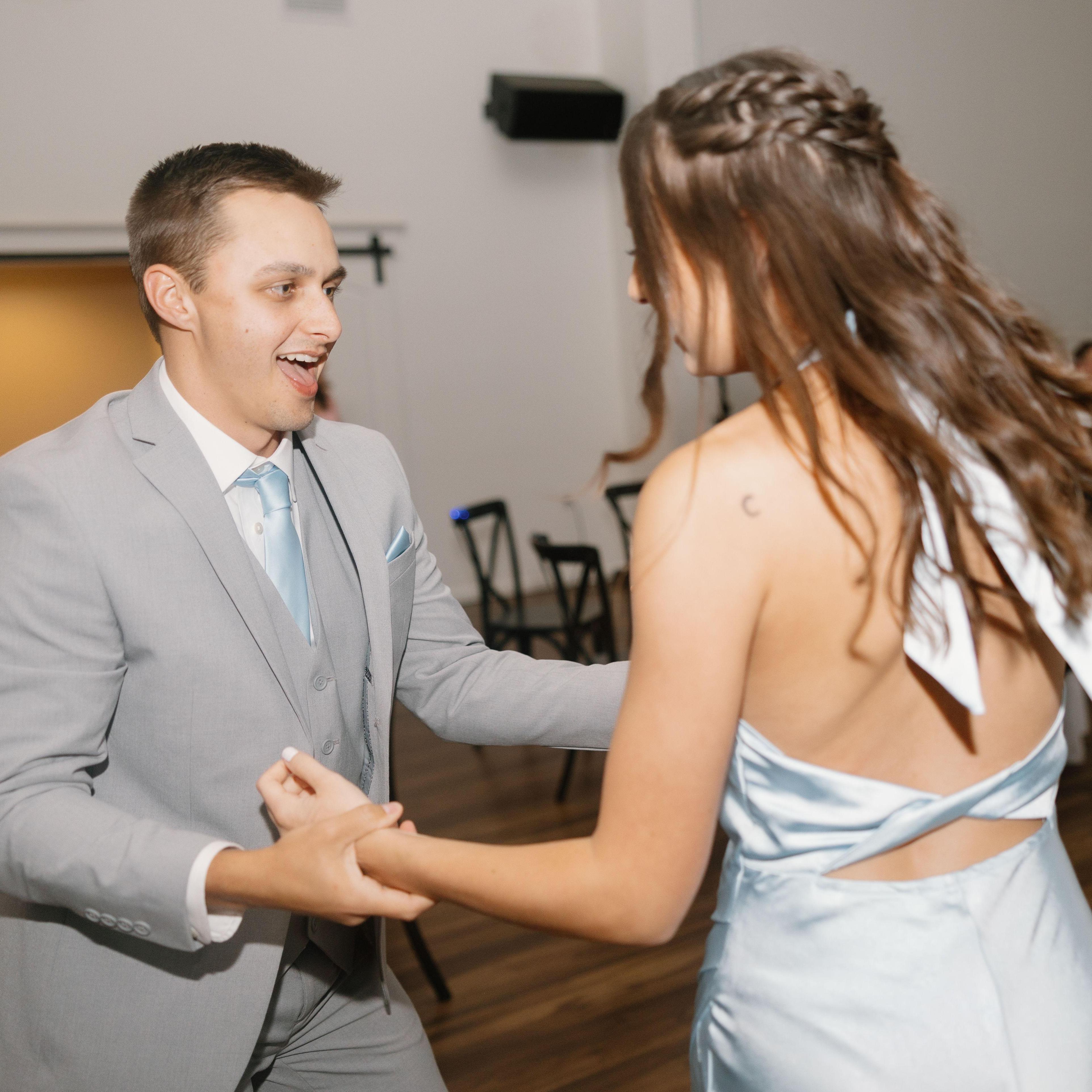 Mia's twin sister's wedding