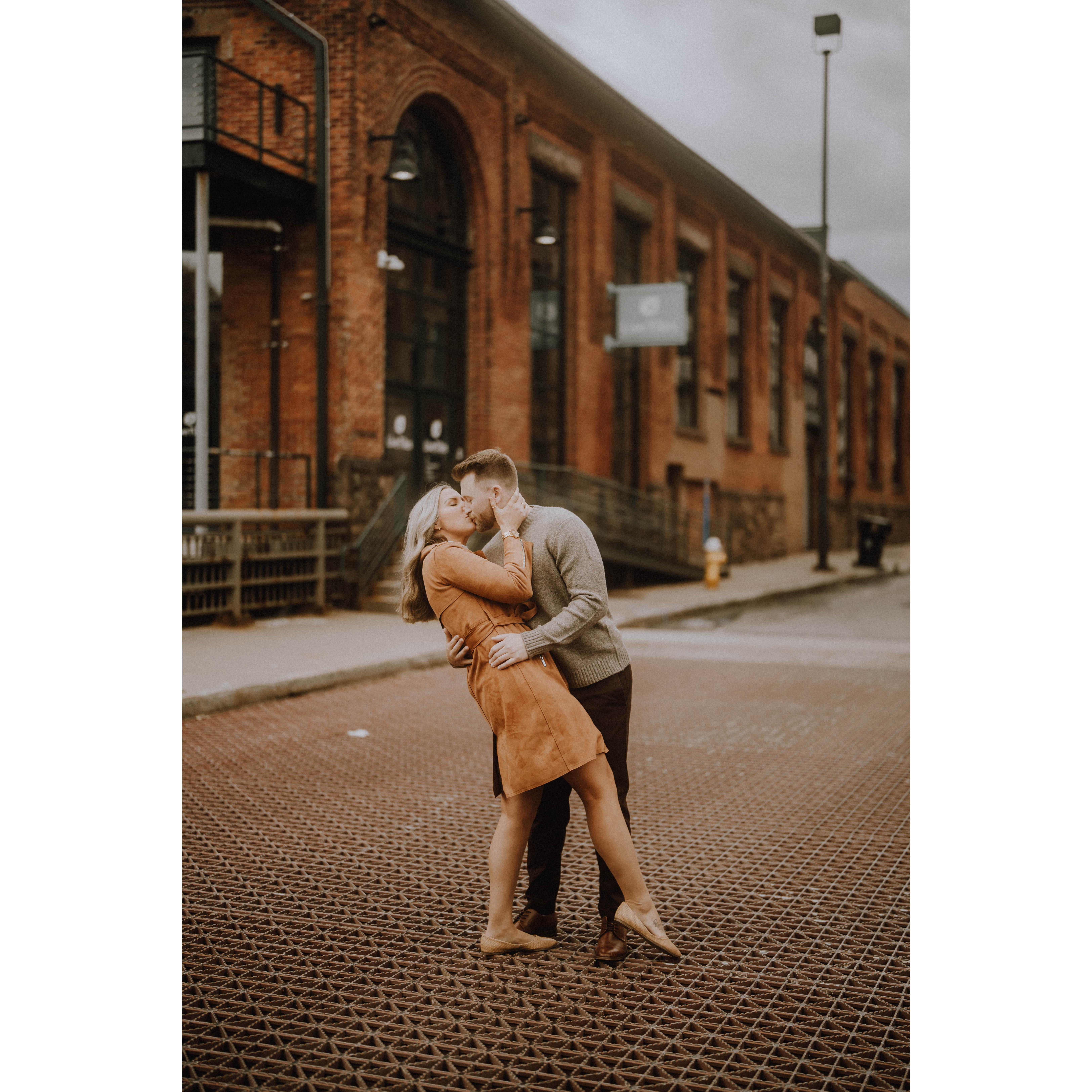 Kisses in the street