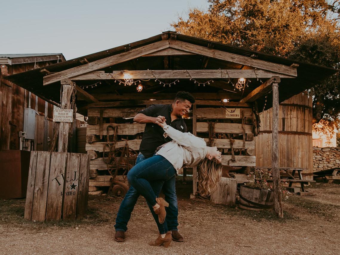 The Wedding Website of Shannan Banda-Wills and Branden Banda-Wills