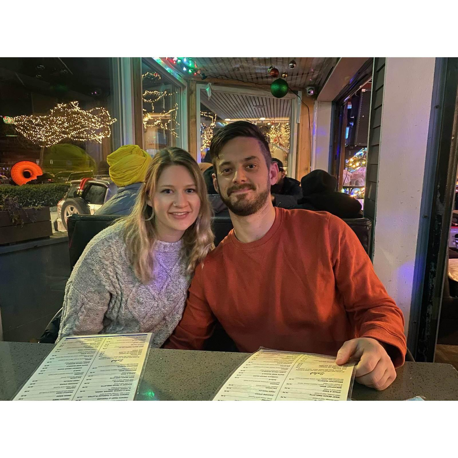 Dinner out while visiting Tina and Shaun from the north. White Rock, BC - December 2022.