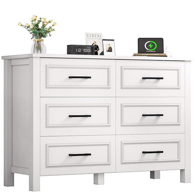 YITAHOME 6-Drawer Dresser with Built-in Power Outlet, Wood Dresser TV Stand with 6 Large Drawers & Bar Handles, Dresser Chest of Drawers for Entryway Living Room Hallway, White & Walnut