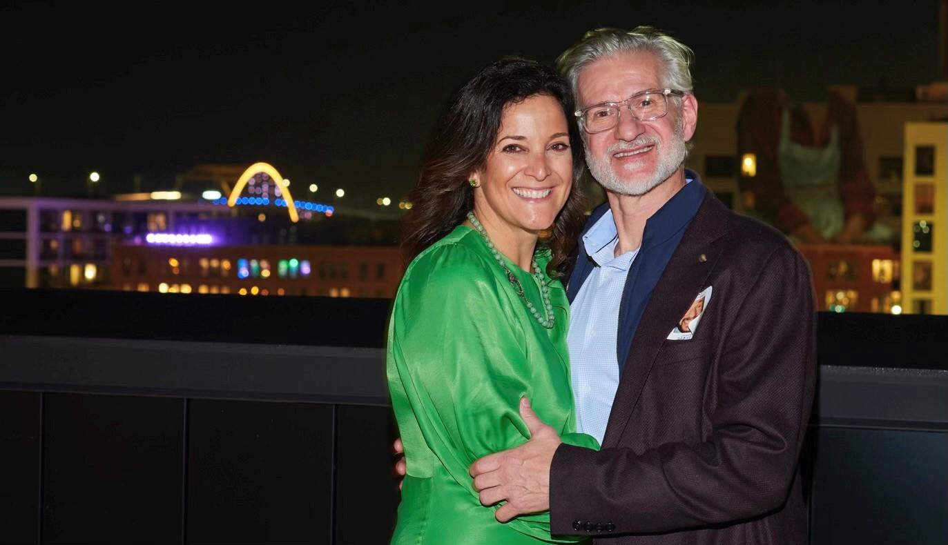 The Wedding Website of Jennifer Fox and Jerome Grzeca