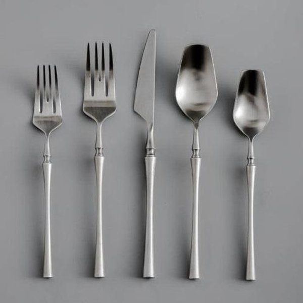 Silver Vatican Gothic Silverware 8 Set | JazzUpCo