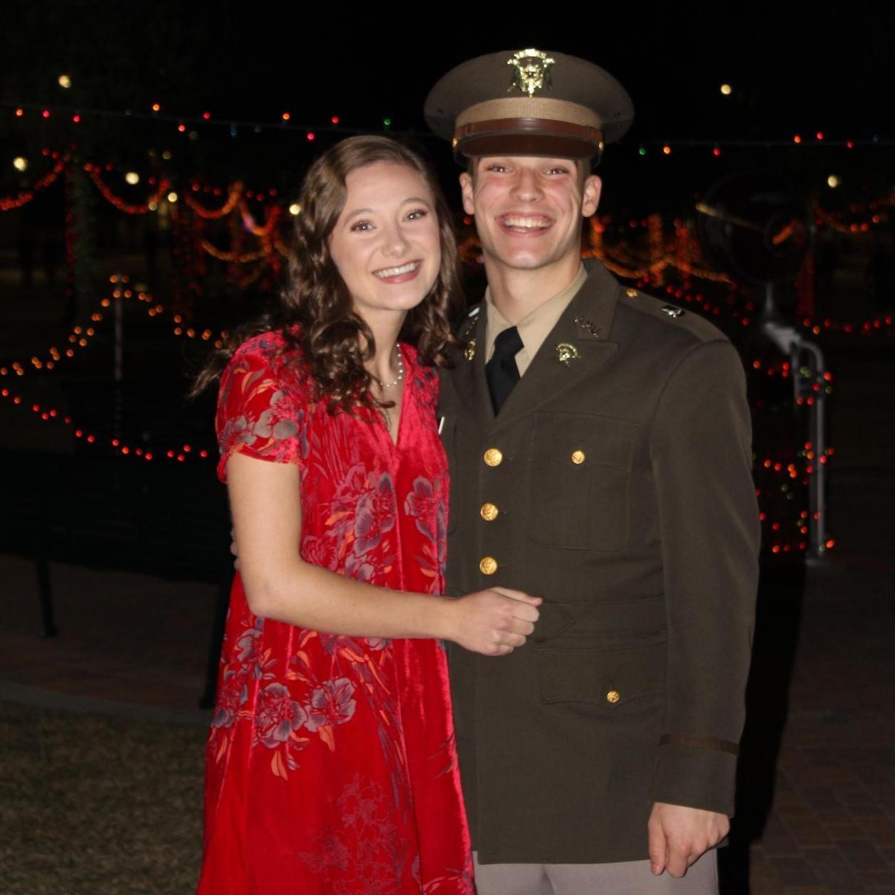 Dec 2018: Freshman Corps dinner party in the dining hall!