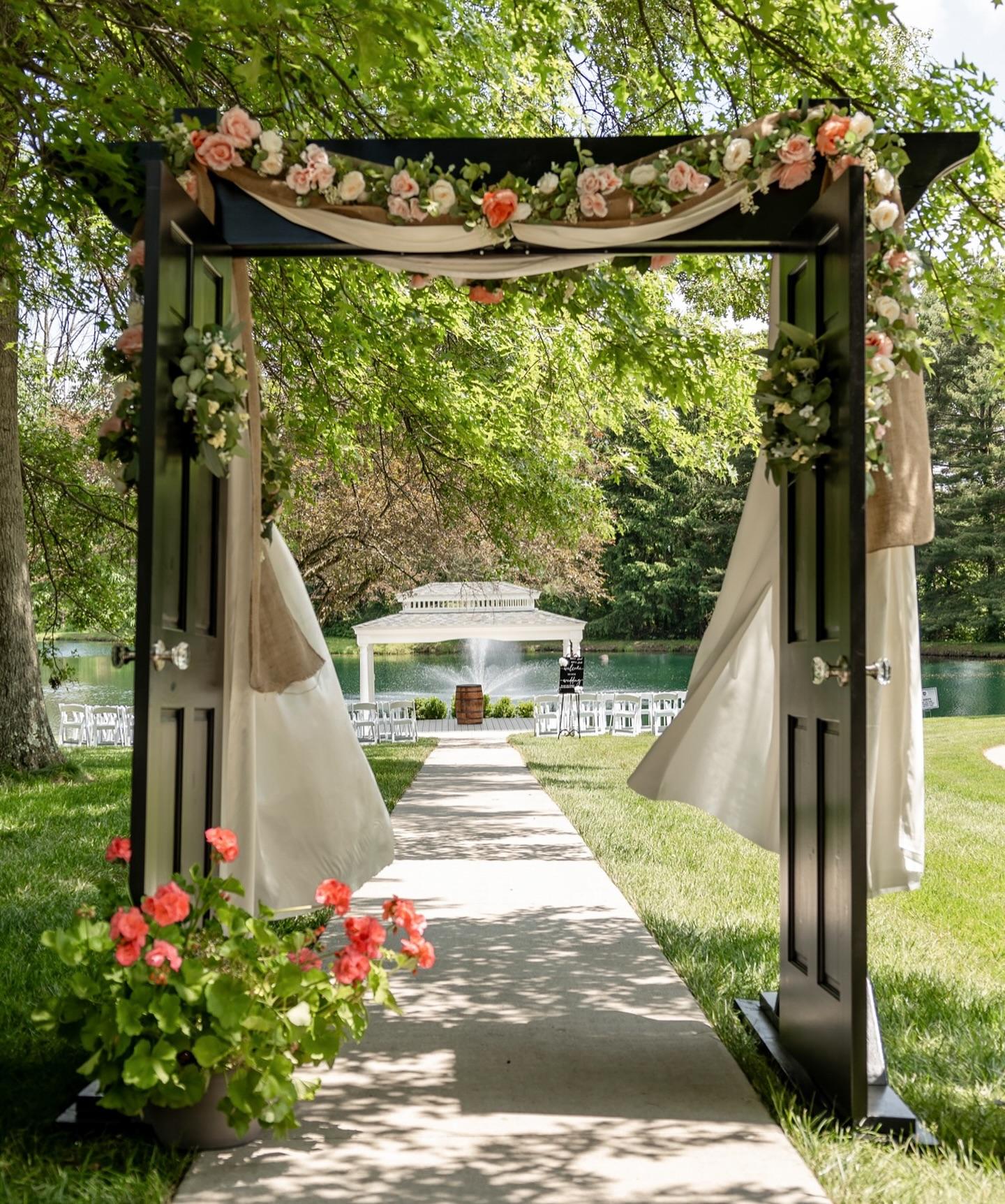 The Wedding Website of Anjyl Brereton and Caleb Lucas